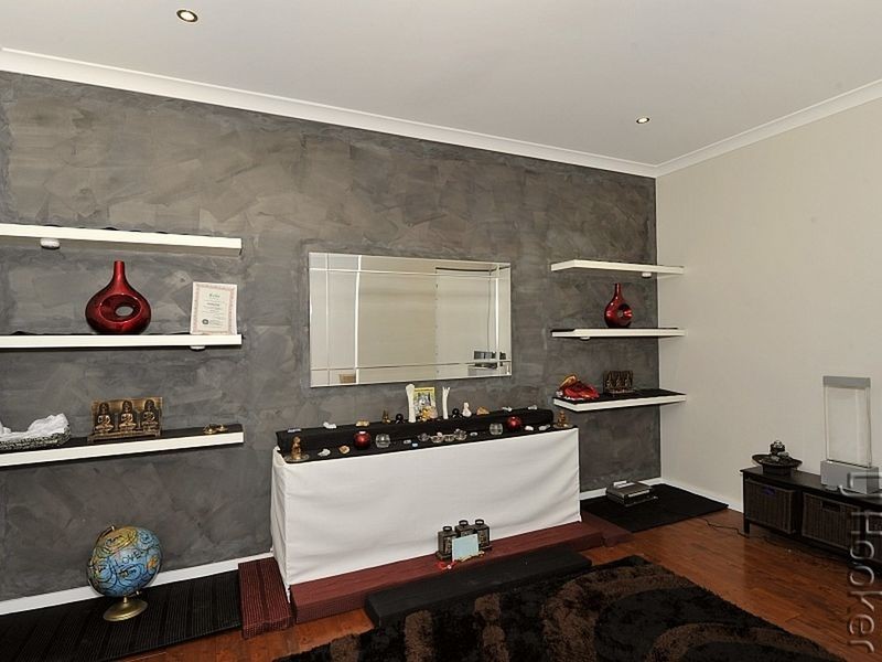 15 Varia Way, Halls Head WA 6210