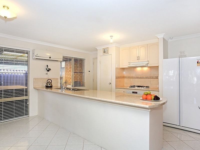 5 Tuart Road, Greenfields WA 6210