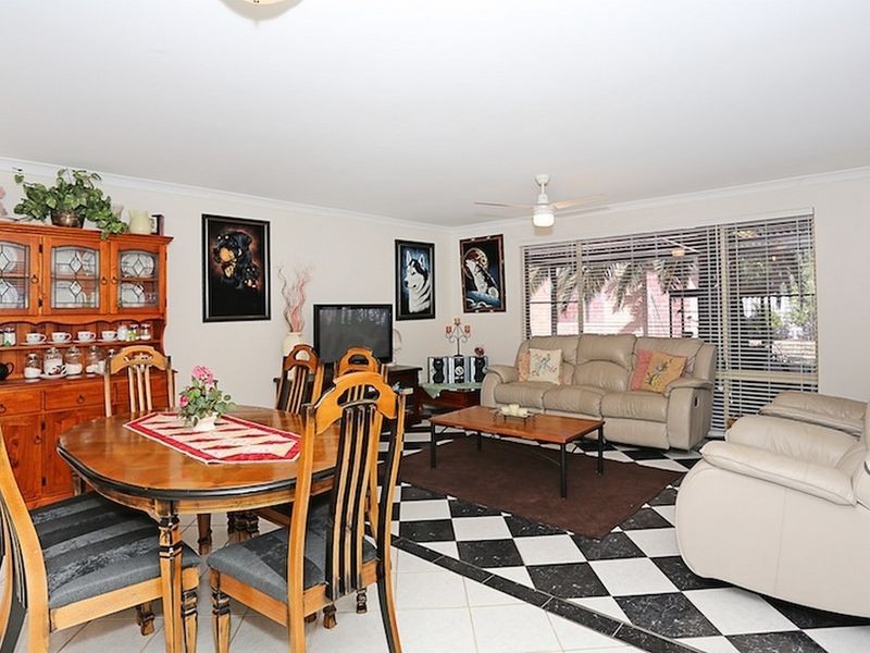 5 Tuart Road, Greenfields WA 6210