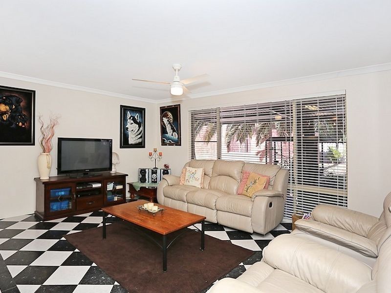 5 Tuart Road, Greenfields WA 6210