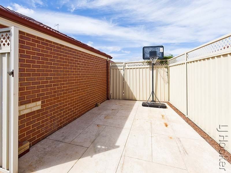 52 Country Road, Pinjarra WA 6208