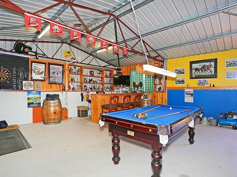 34 Pentland Crescent, Dudley Park WA 6210