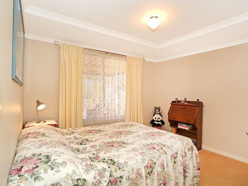 34 Pentland Crescent, Dudley Park WA 6210