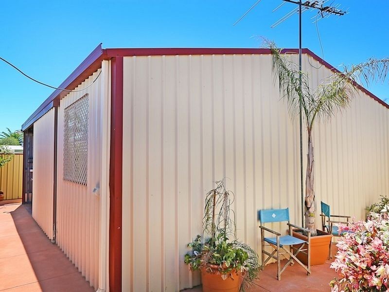 34 Pentland Crescent, Dudley Park WA 6210