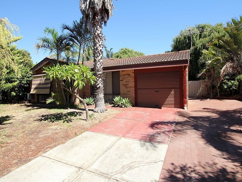 43 Peelwood Parade, Halls Head WA 6210