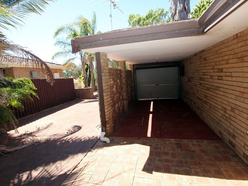 43 Peelwood Parade, Halls Head WA 6210