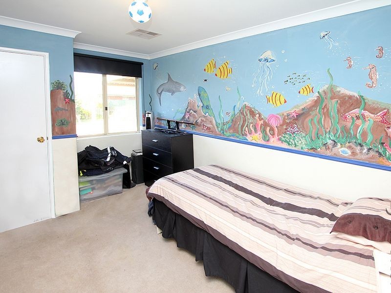 18 Darter Place, Halls Head WA 6210