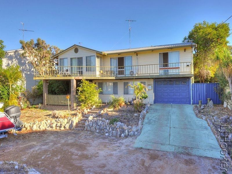 54 Queen Parade, Wannanup WA 6210