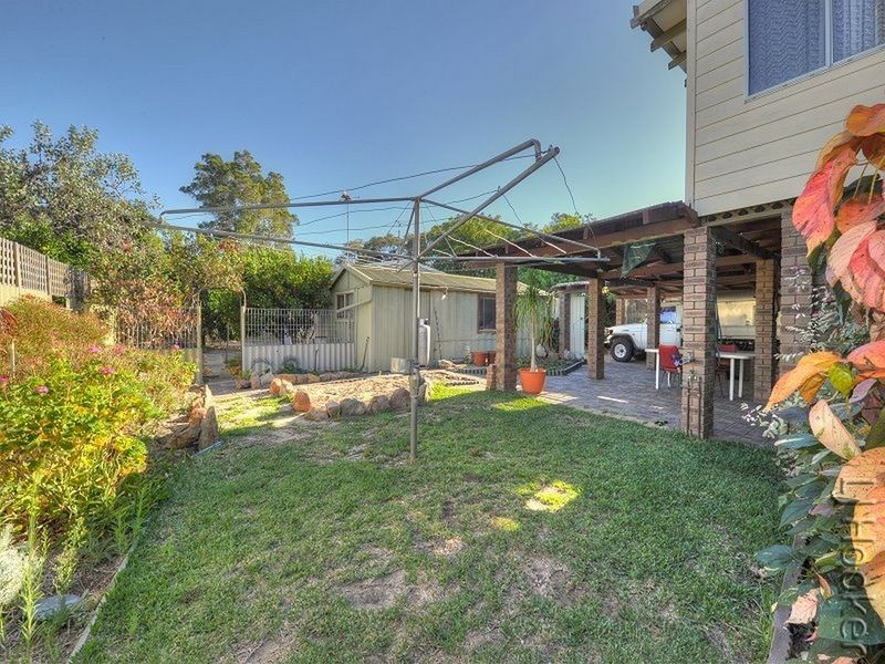 54 Queen Parade, Wannanup WA 6210