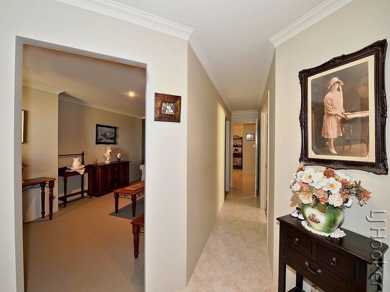 66 Buckingham Drive, Wannanup WA 6210
