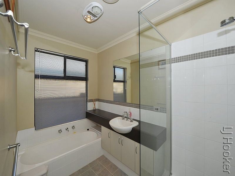66 Buckingham Drive, Wannanup WA 6210