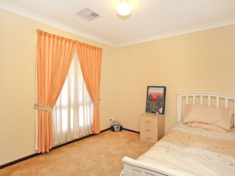 18 Yanagin Road, Greenfields WA 6210