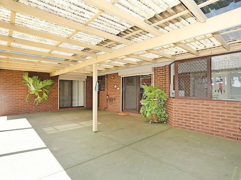 18 Yanagin Road, Greenfields WA 6210