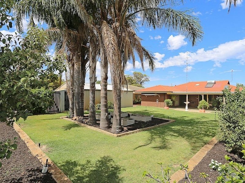 18 Yanagin Road, Greenfields WA 6210