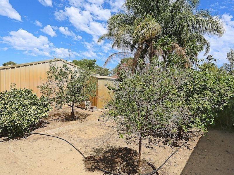 18 Yanagin Road, Greenfields WA 6210