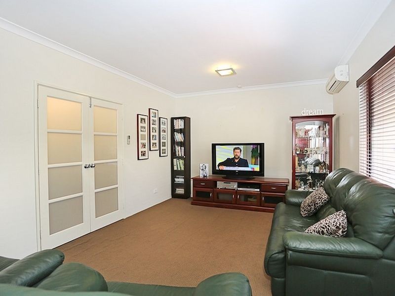 21 Ensign Way, Wannanup WA 6210
