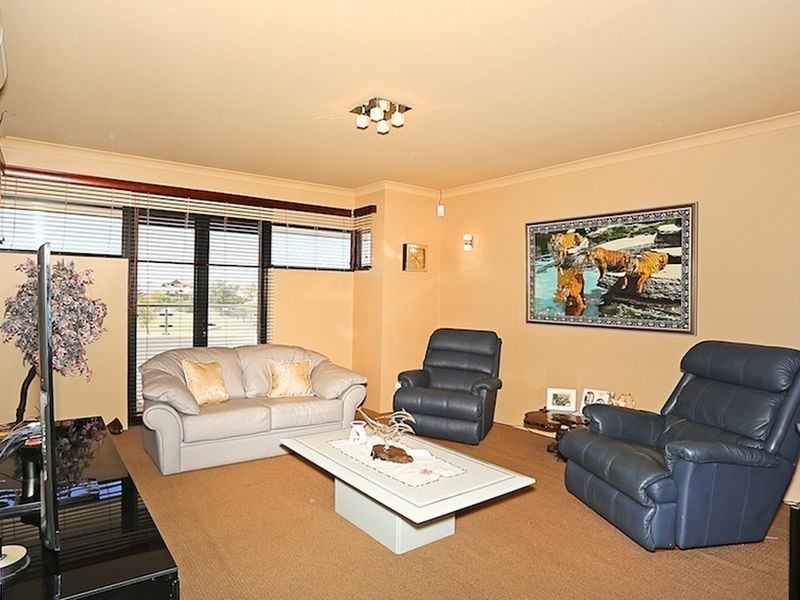 21 Ensign Way, Wannanup WA 6210