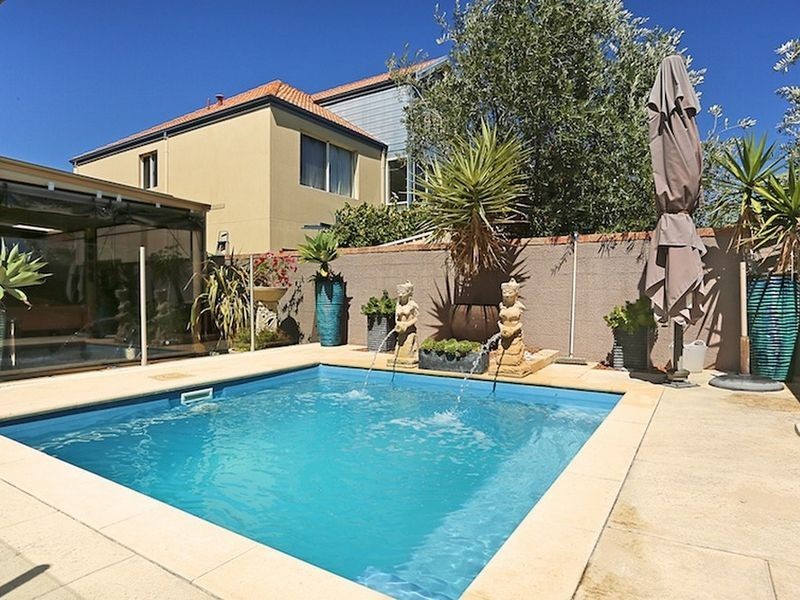 21 Ensign Way, Wannanup WA 6210