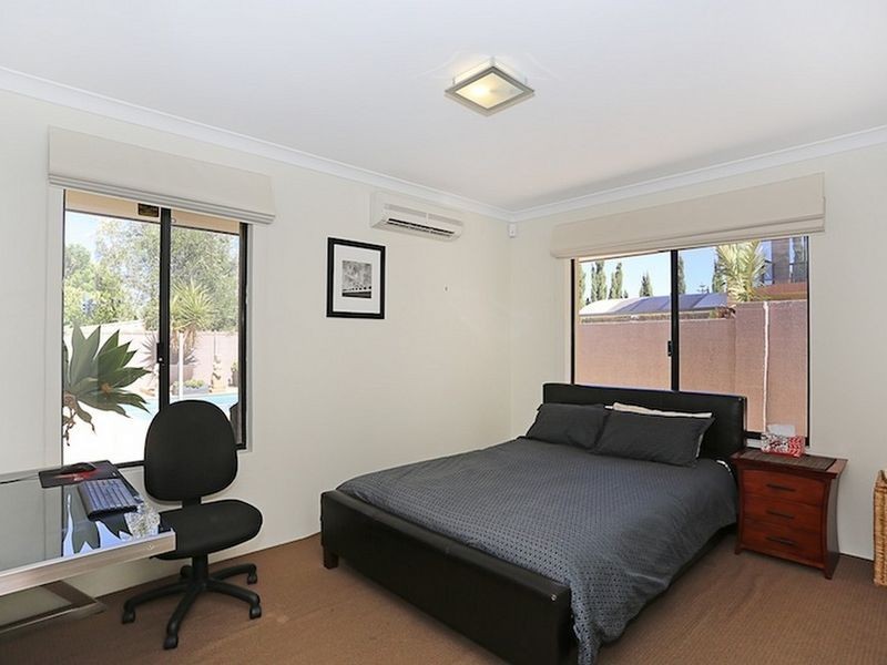 21 Ensign Way, Wannanup WA 6210