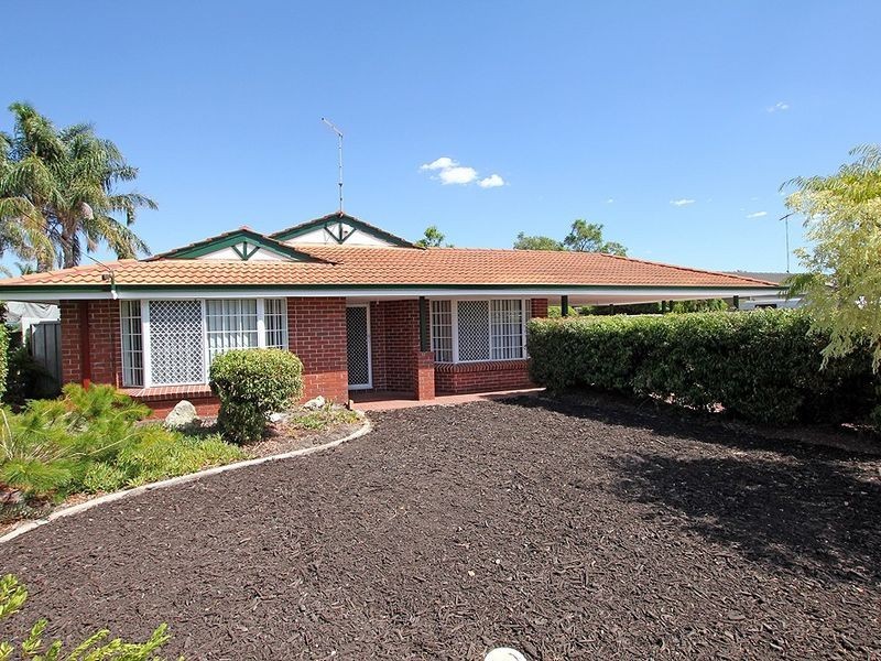 11 Jacaranda Drive, North Yunderup WA 6208