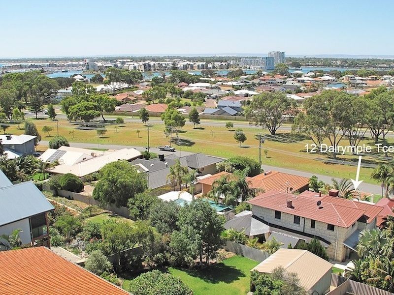 12 Dalrymple Terrace, Halls Head WA 6210