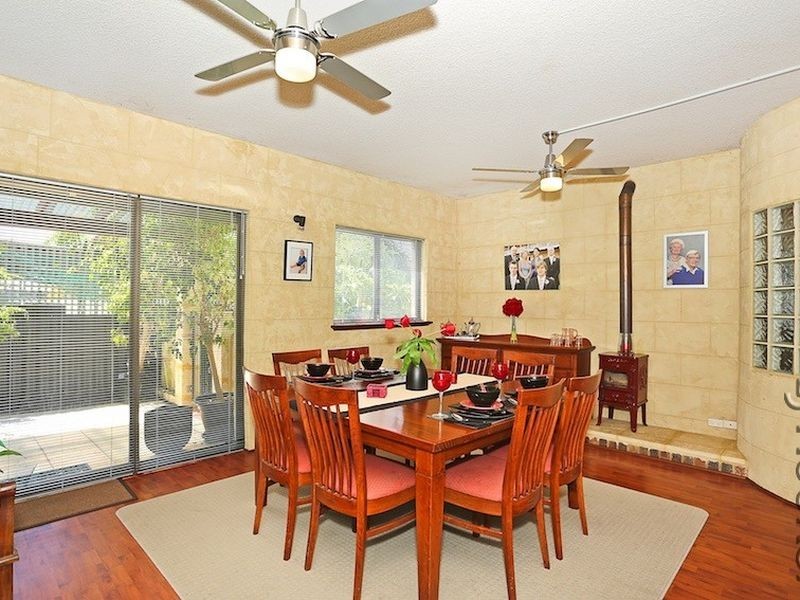 12 Dalrymple Terrace, Halls Head WA 6210