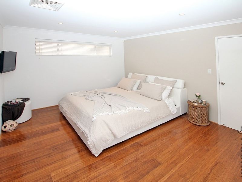 100 Boardwalk Boulevard, Halls Head WA 6210