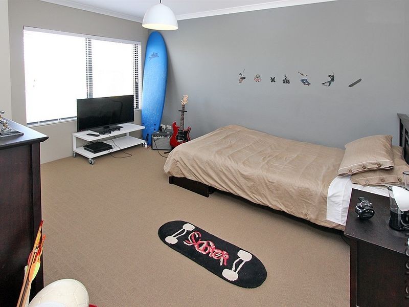 100 Boardwalk Boulevard, Halls Head WA 6210