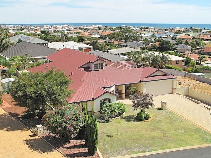 4 Dryandra Place, Halls Head WA 6210