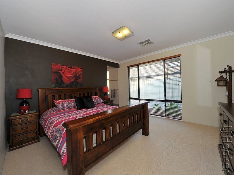 43 Yindana Boulevard, Lakelands WA 6180