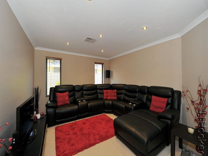 43 Yindana Boulevard, Lakelands WA 6180