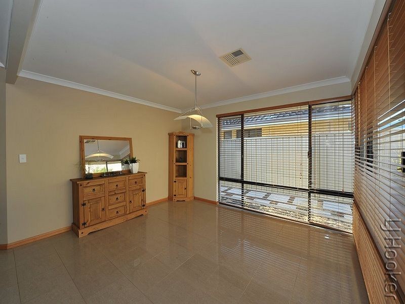 43 Yindana Boulevard, Lakelands WA 6180