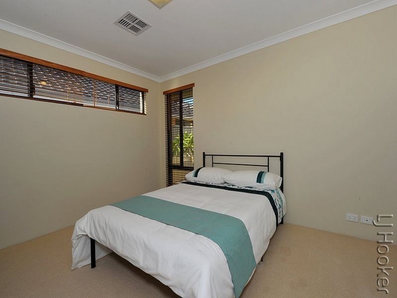 43 Yindana Boulevard, Lakelands WA 6180