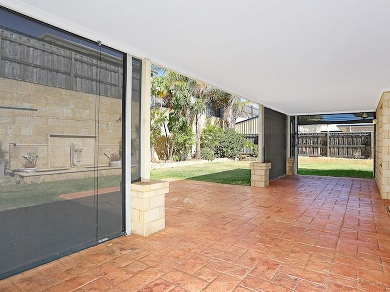 23 Seaforth Drive, Halls Head WA 6210