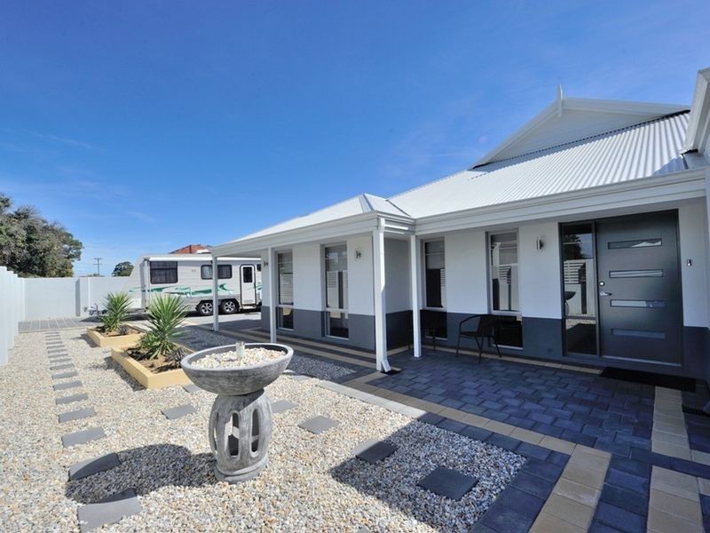 2 Galatea Road, Falcon WA 6210