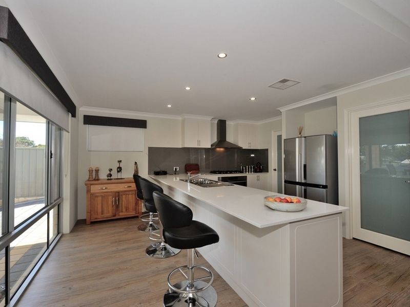2 Galatea Road, Falcon WA 6210