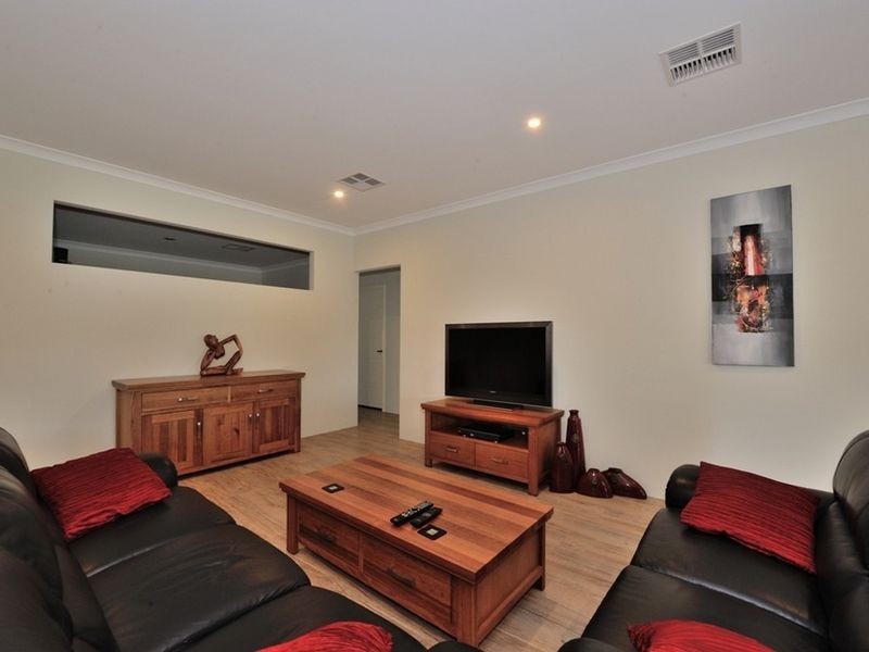 2 Galatea Road, Falcon WA 6210