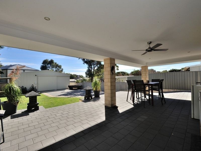 2 Galatea Road, Falcon WA 6210