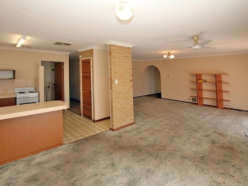31 Vance Street, Dudley Park WA 6210