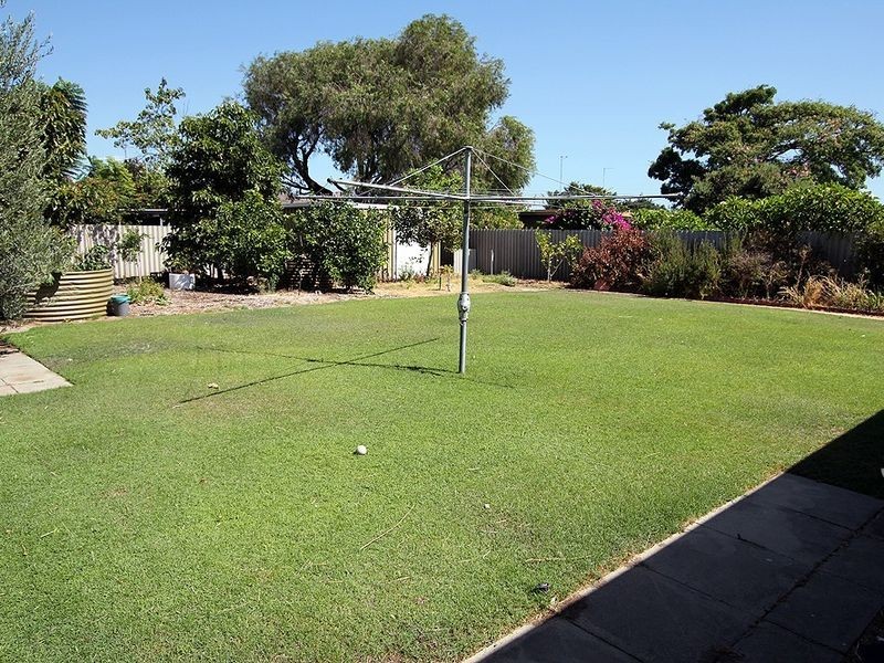 31 Vance Street, Dudley Park WA 6210