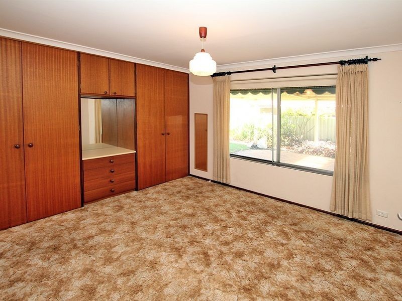 31 Vance Street, Dudley Park WA 6210
