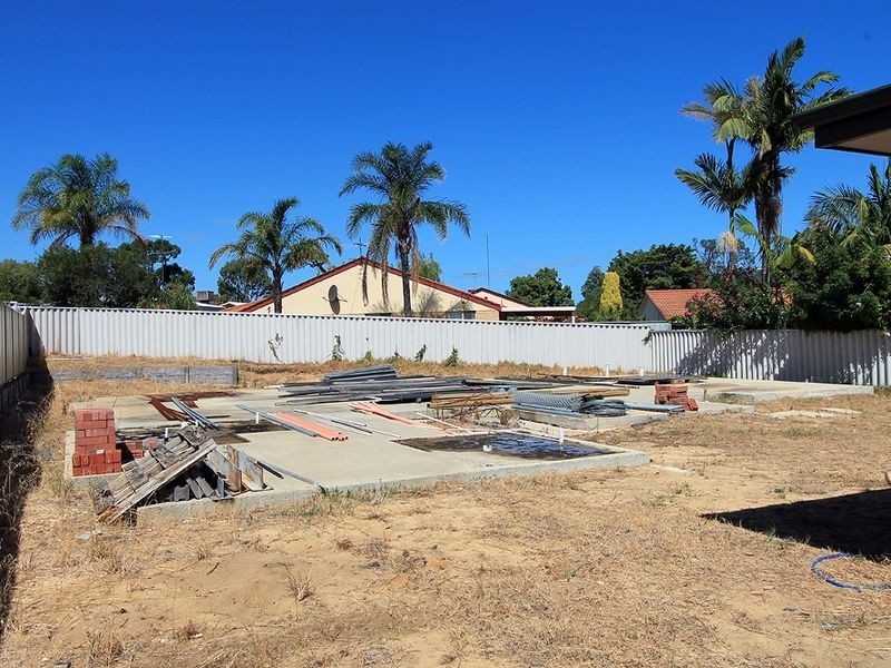 3A Oleander Place, Halls Head WA 6210