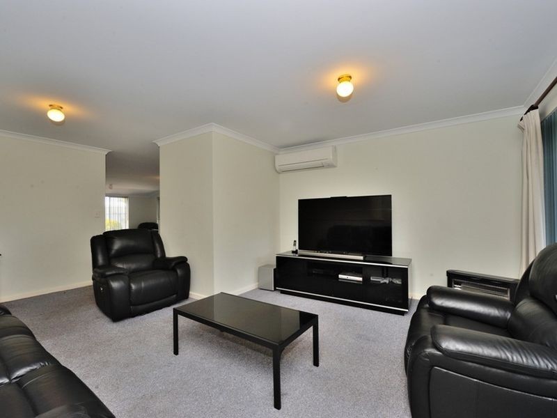 23 Staunton Rise, Halls Head WA 6210