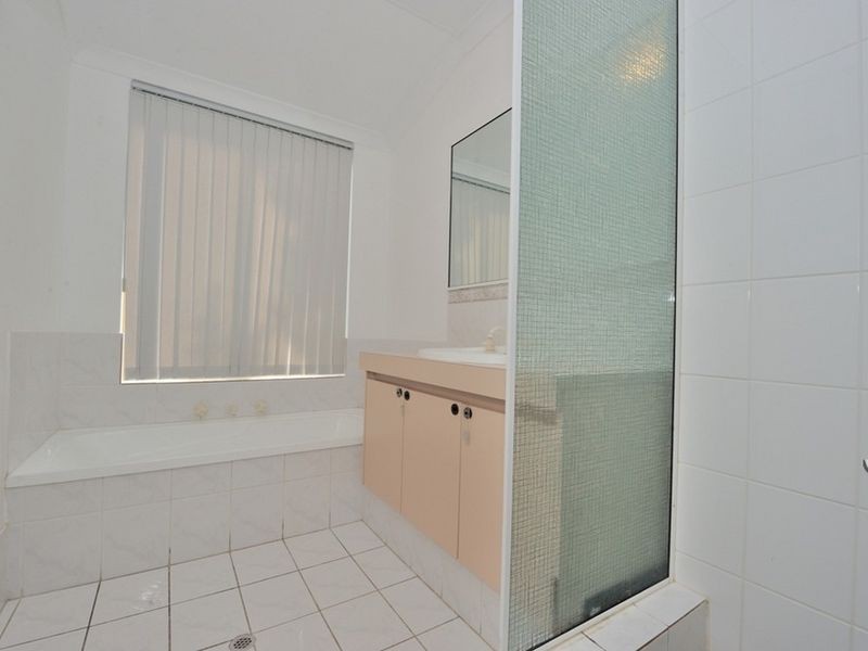 23 Staunton Rise, Halls Head WA 6210