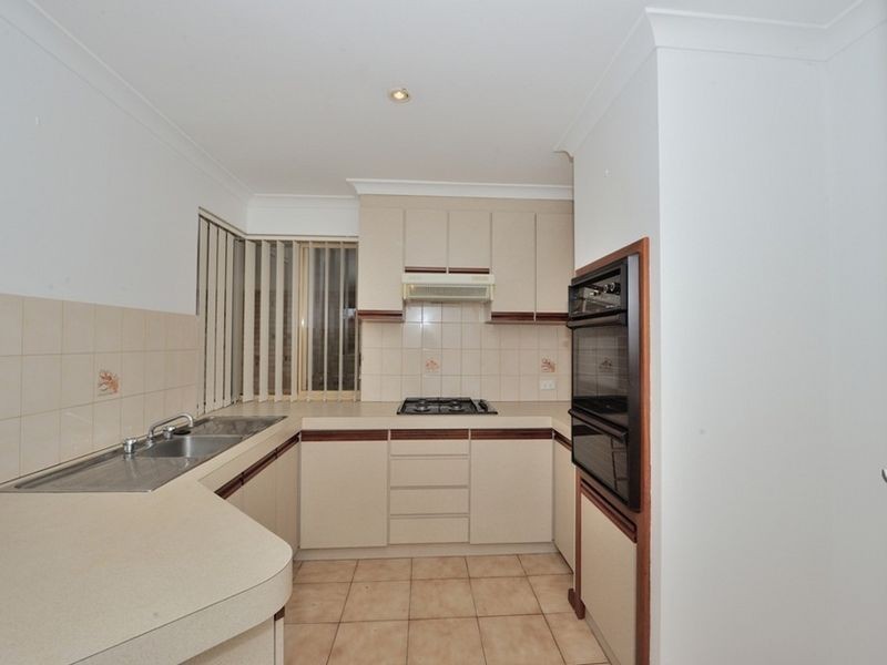 17/78-80 Oakmont Avenue, Meadow Springs WA 6210