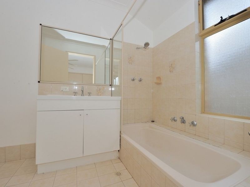 17/78-80 Oakmont Avenue, Meadow Springs WA 6210