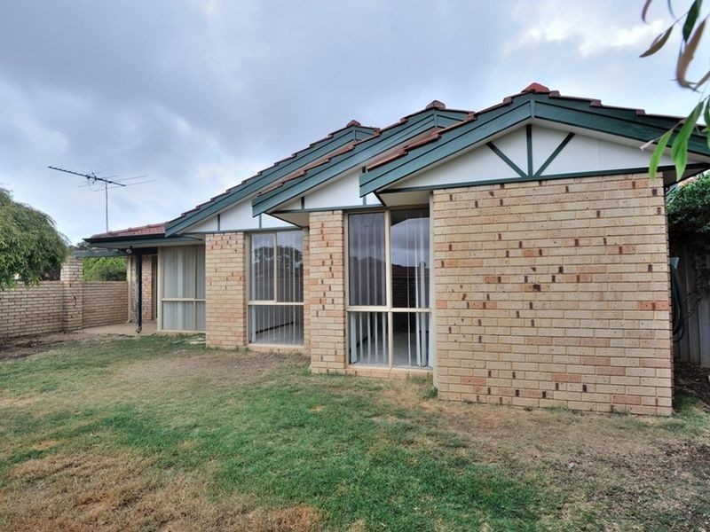 17/78-80 Oakmont Avenue, Meadow Springs WA 6210