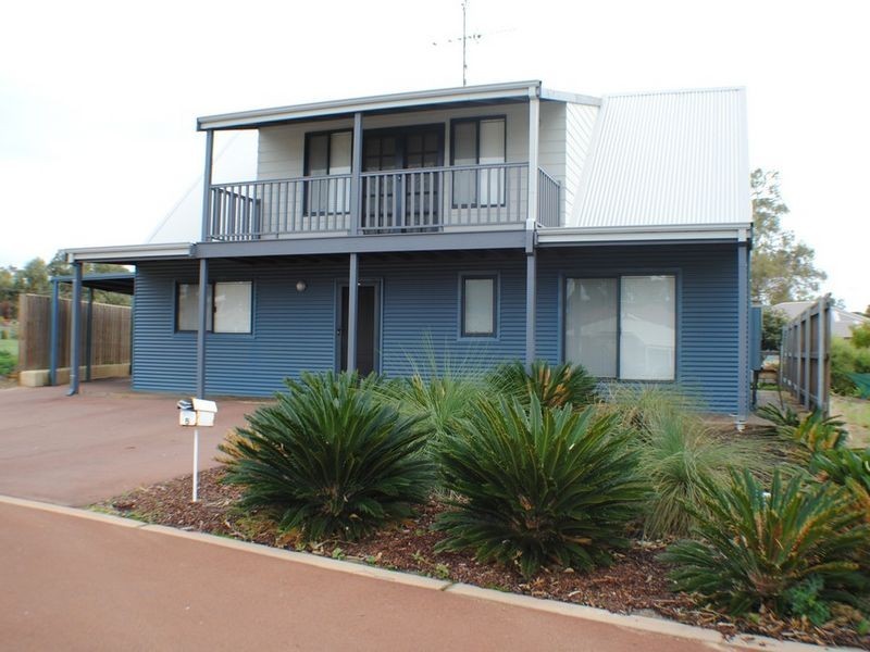 5 Rosemary Gardens, Dawesville WA 6211