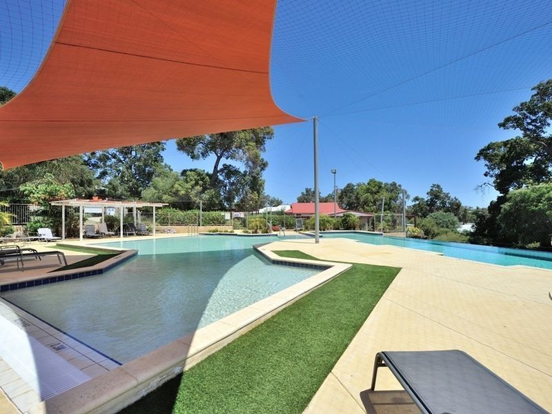 5 Rosemary Gardens, Dawesville WA 6211