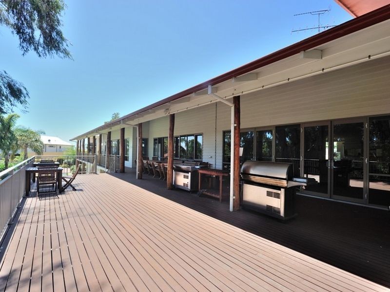 5 Rosemary Gardens, Dawesville WA 6211